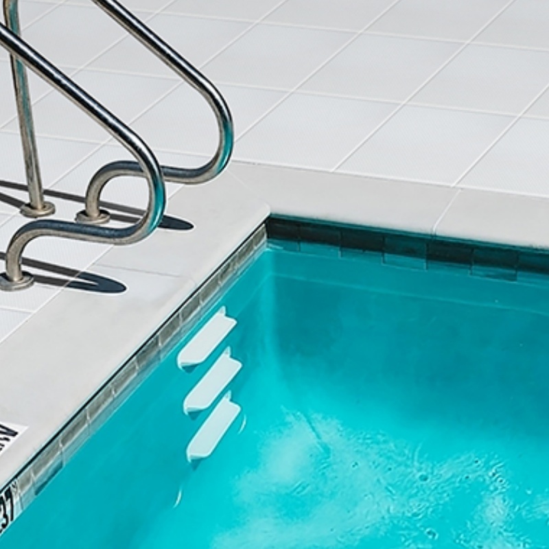 Good Price China Factory Iridescent Tiles Glass Mosaic Tiles for Swimming PoolV