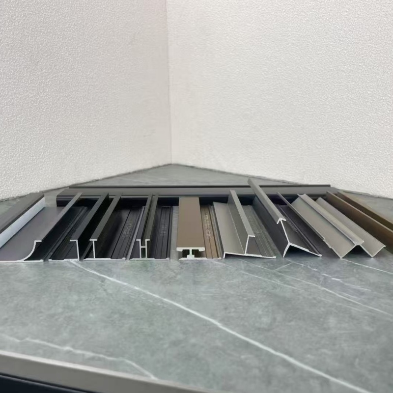 China Cheap Price Aluminium Tile Trim Angle Edge Trim with Many Shape