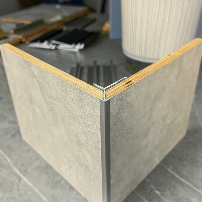 Seamless Installation Polished Finish Metal Trim Support OEM Tile Expansion Joint Trim
